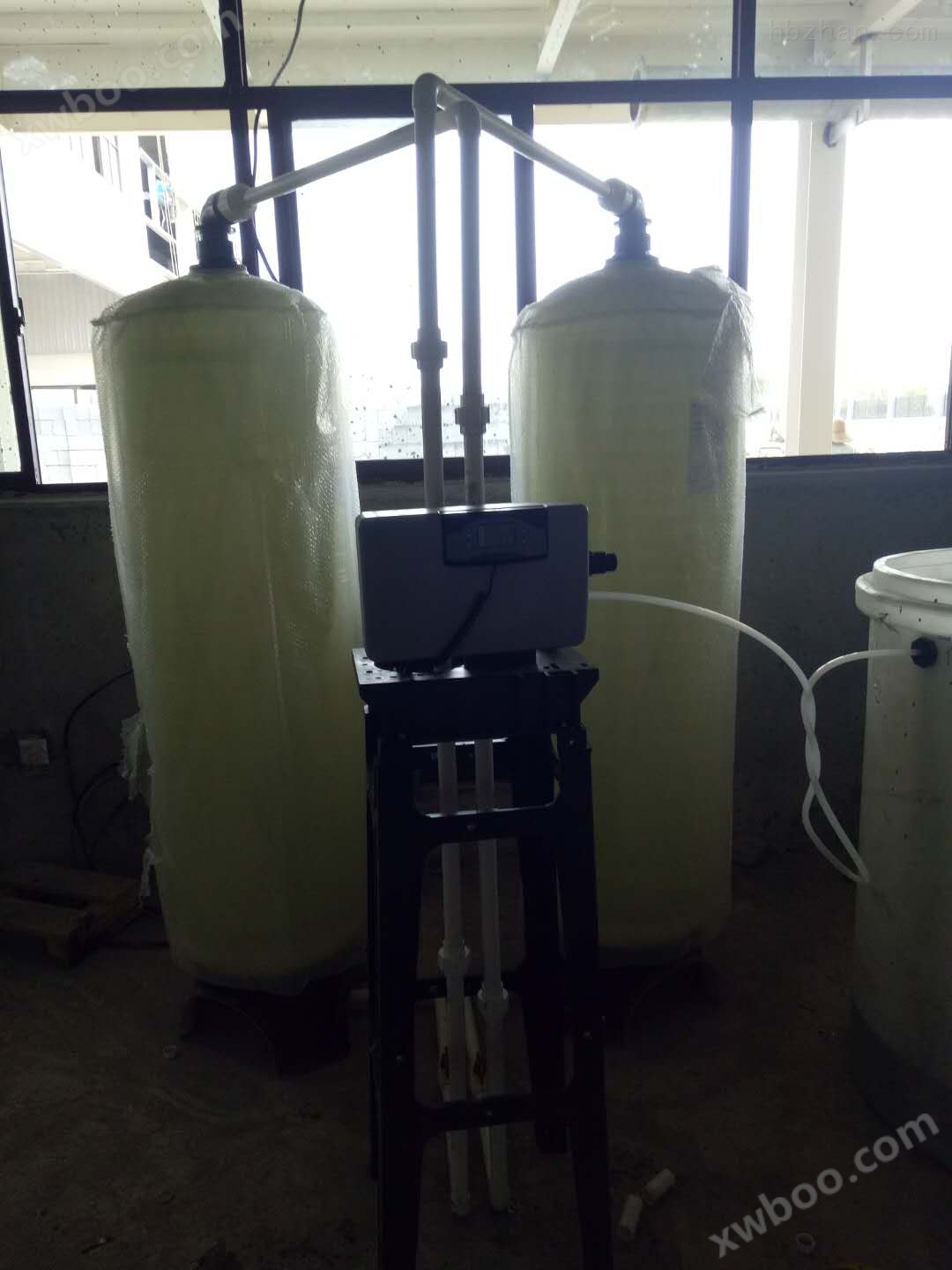 供应霜刃全自动软化水设备 软水器